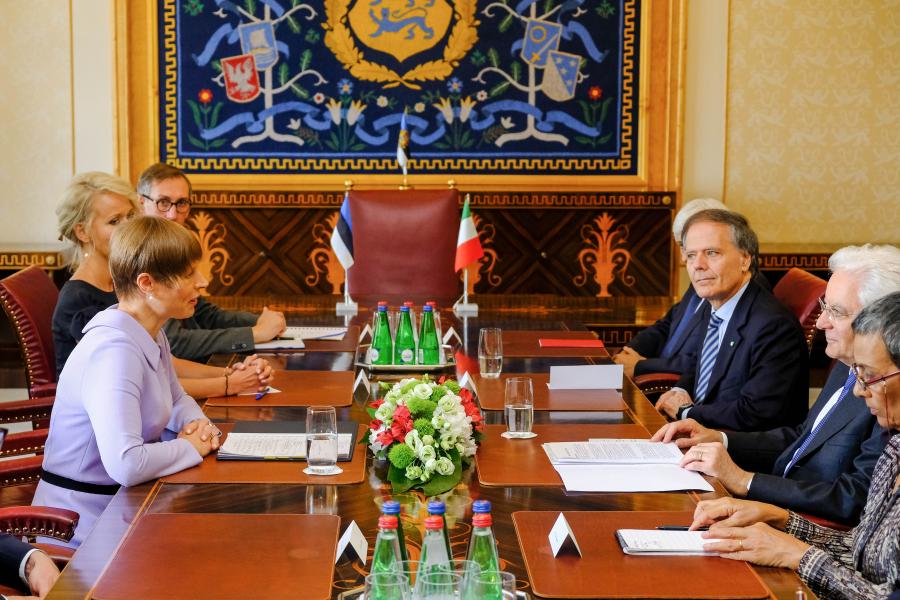 Itaalia president Sergio Mattarella Kadriorus. 
