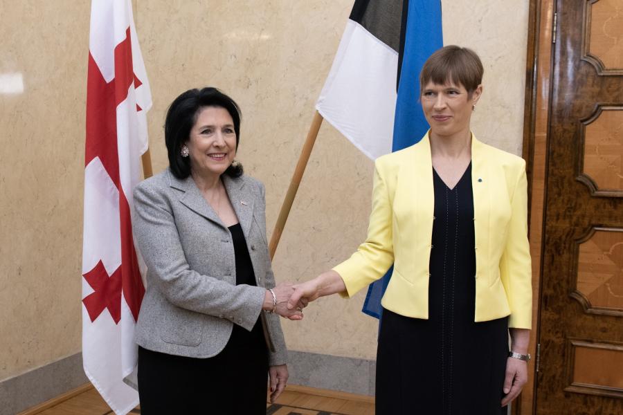 Eesti seisab jätkuvalt sõbrana Gruusia kõrval ja toetab riigi pürgimist Euroopa Liitu ja NATOsse. 